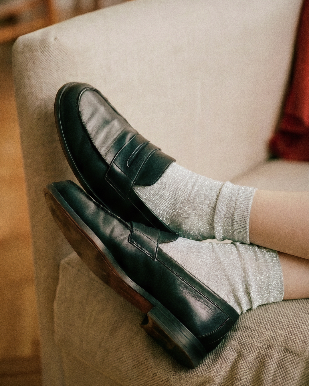 Glittery Mid neck Socks — Sunmool Set