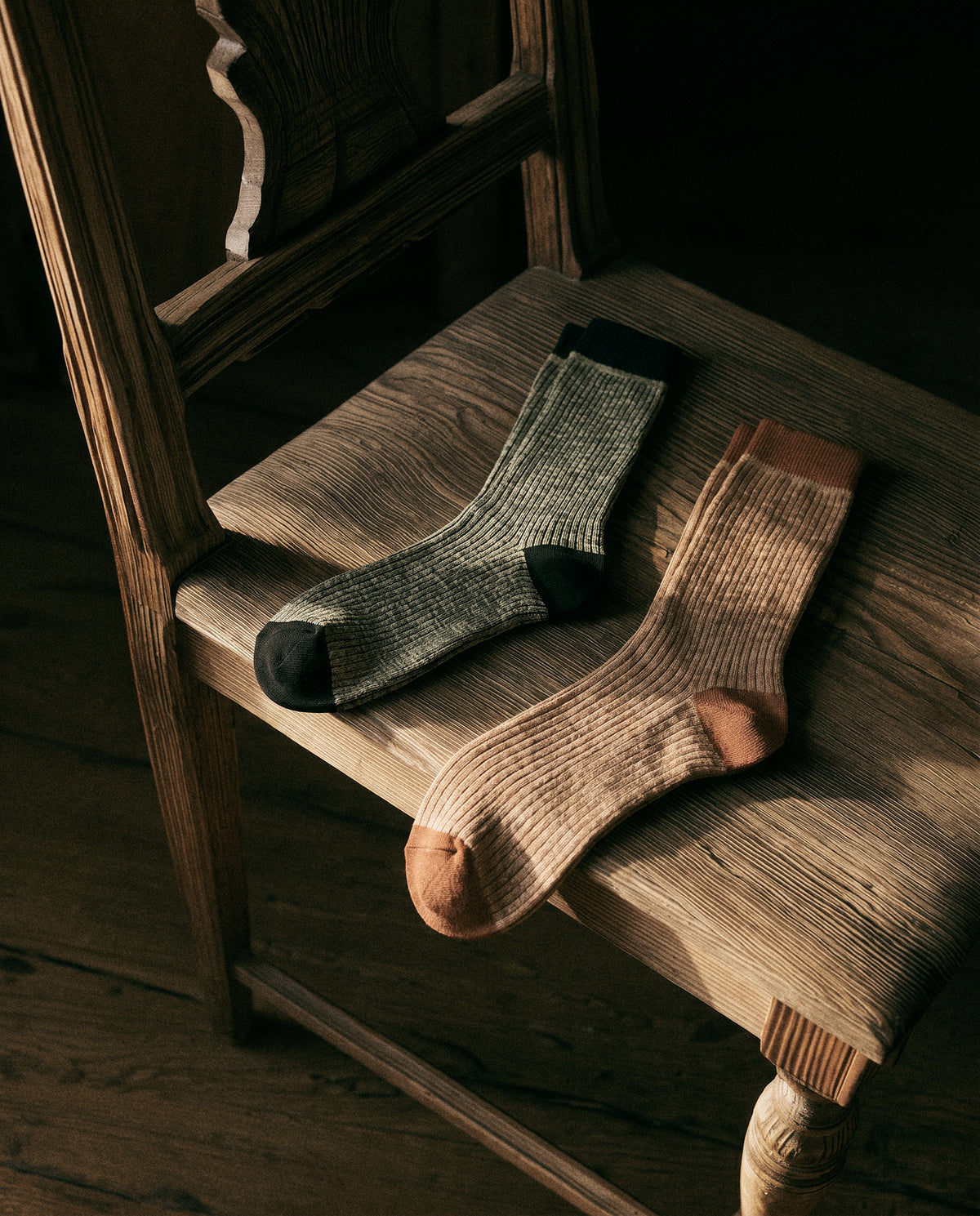 Glittery Breeze Shimmer Socks
