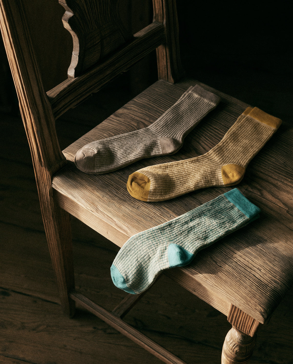 Glittery Breeze Shimmer Socks