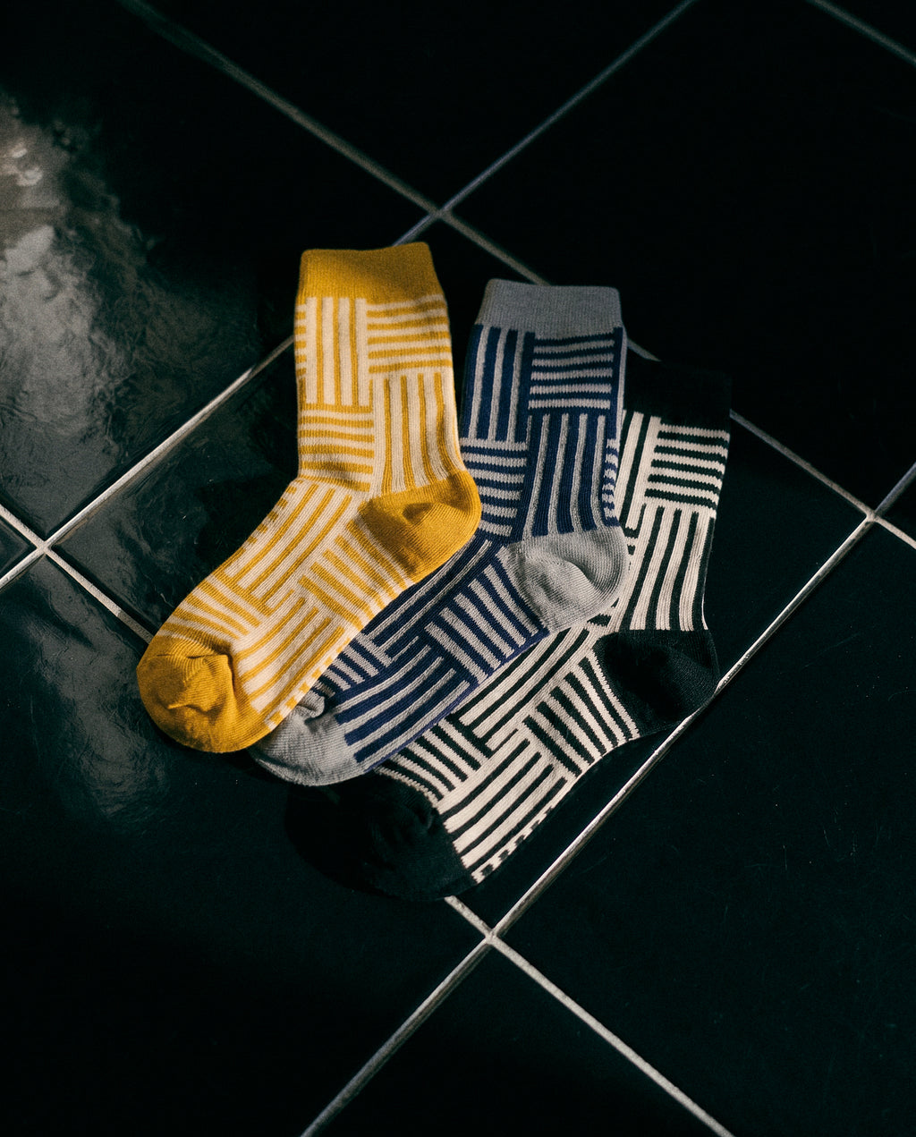 Line Drawing Socks — Sunmool Set