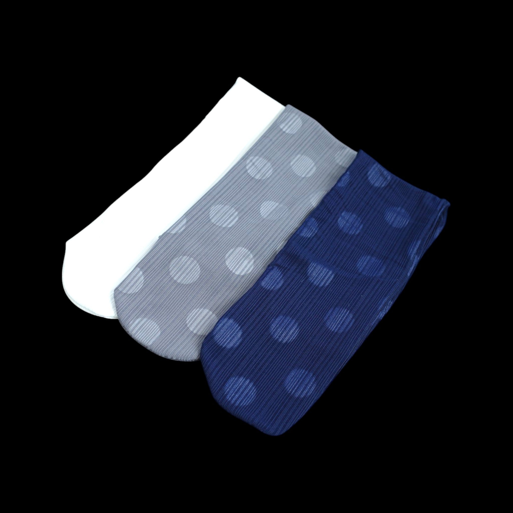 Glass Garden Dot Socks — Grey