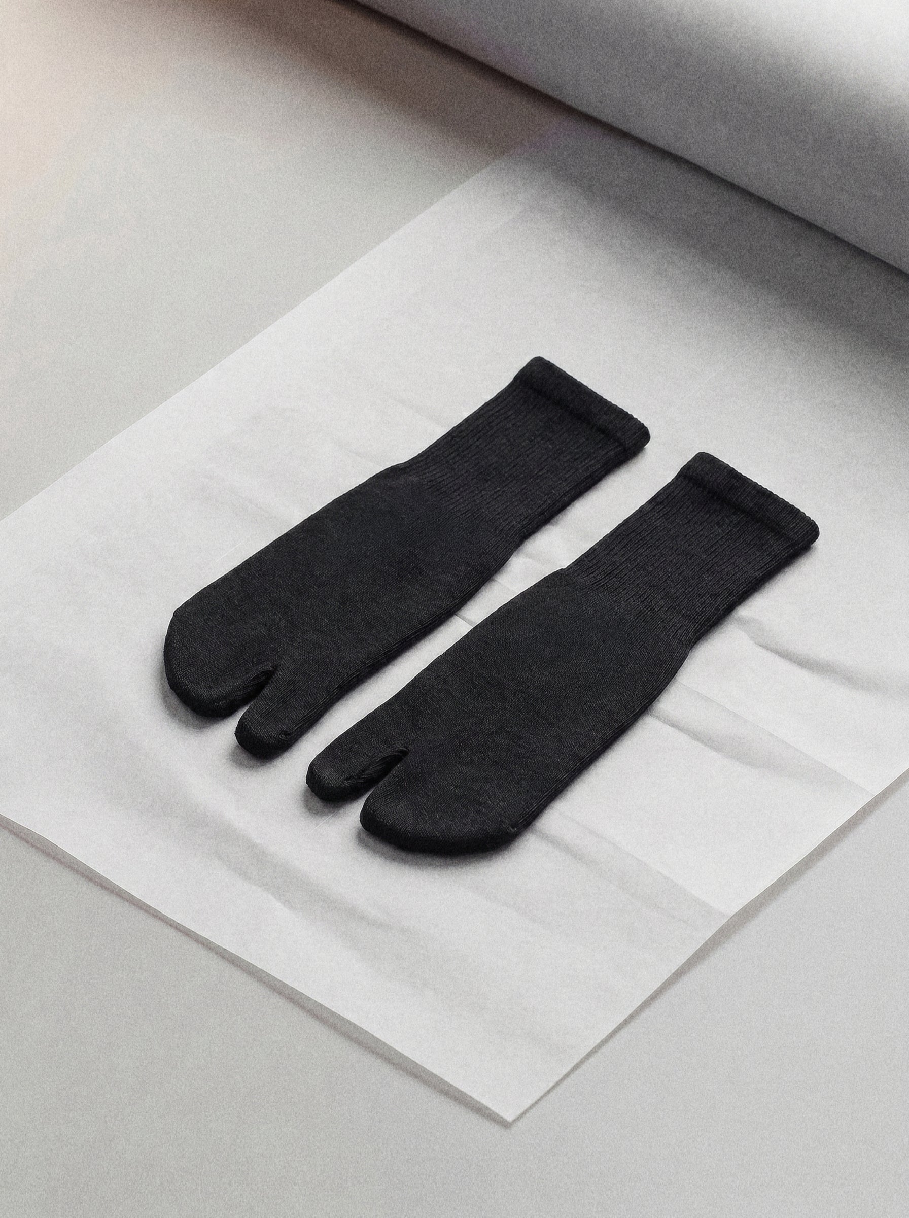 Tabi Socks — Black